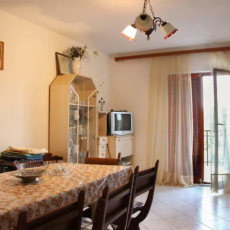Apartment Nada *