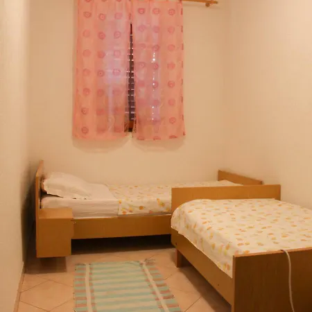 Apartment Nada *
