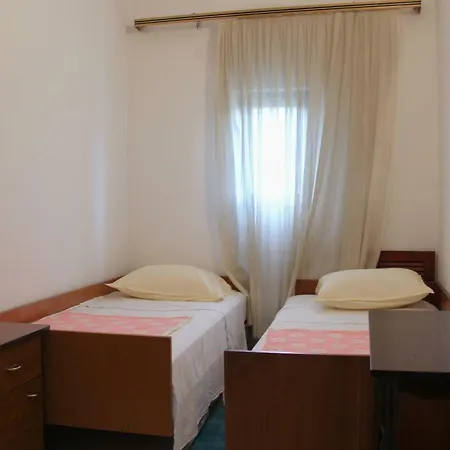 Apartment Nada *