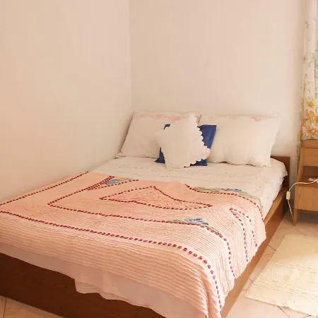 Nada Apartment *